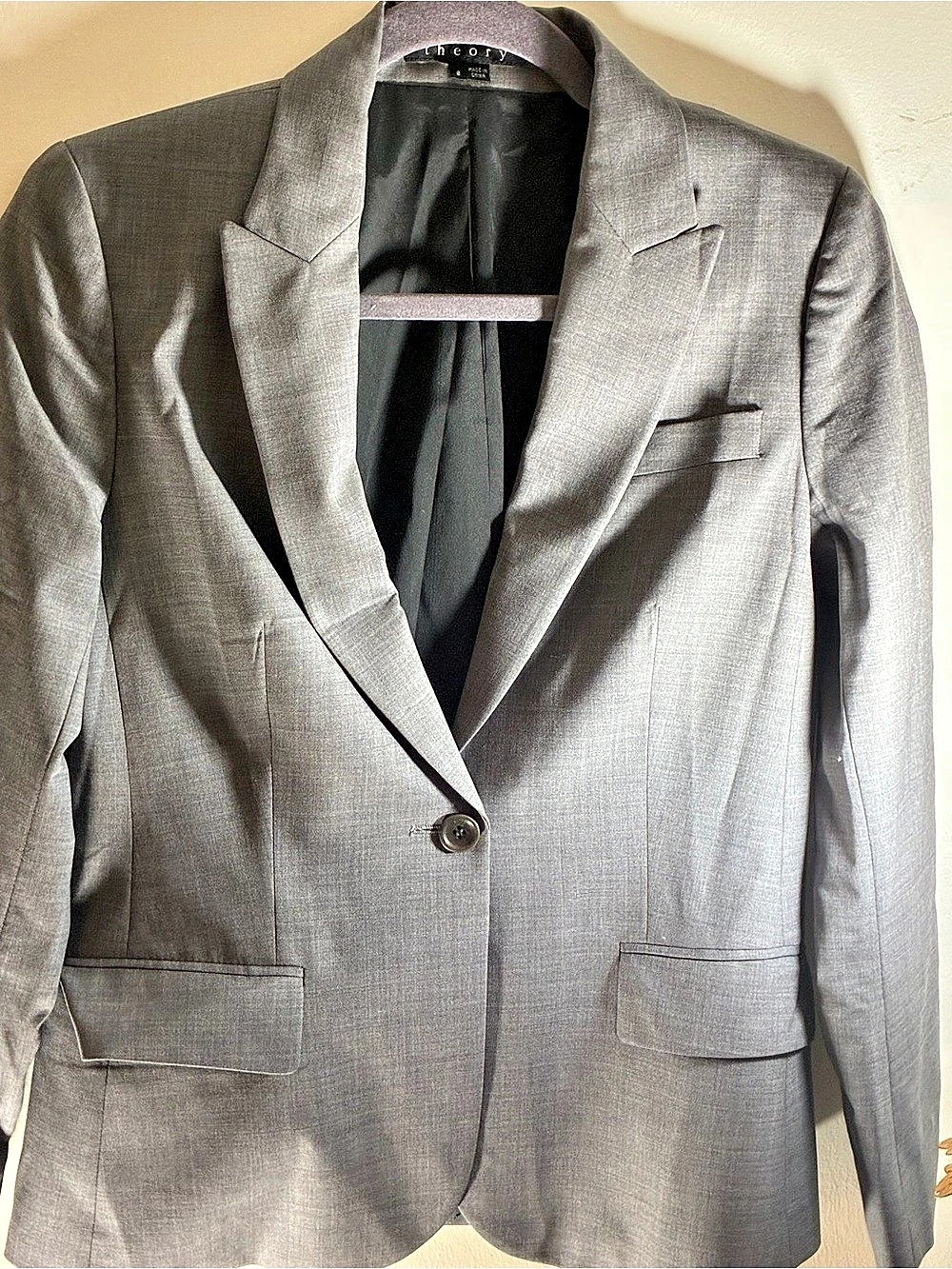Theory Gray Blazer Size 6 Like New